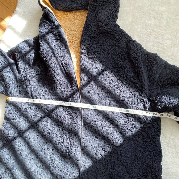 Hooded Reversible Soft Sherpa Teddy Bear Sweater Coat, Black / Brown, Size 2X - Picture 4 of 8